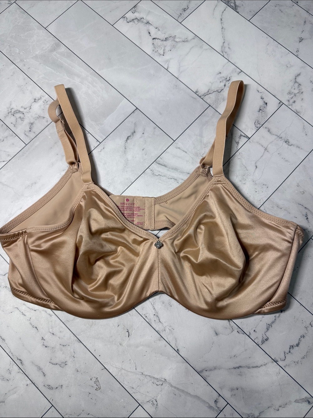 Breezies Invisible Comfort Unlined Underwire Bra Sunbeige 36B